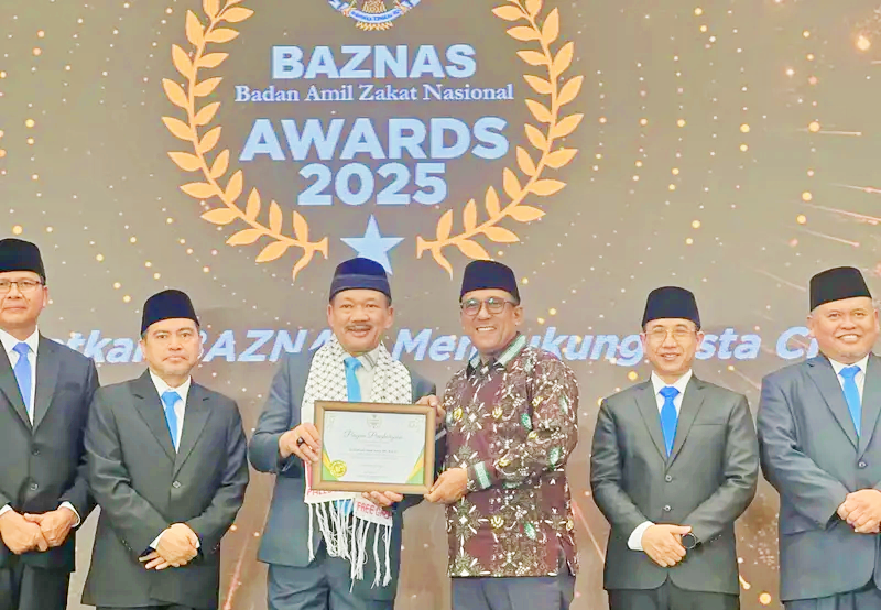Penghargaan Zakat untuk Bupati Maluku Tengah: Bedak Kosmetik di Atas Luka Hunuth
