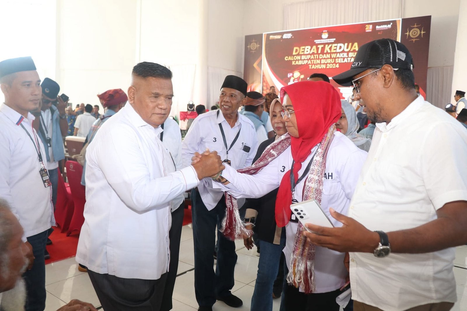 Skandal 300 Juta: Antara Fakta, Dalil, dan Ujian Integritas DPRD Bursel
