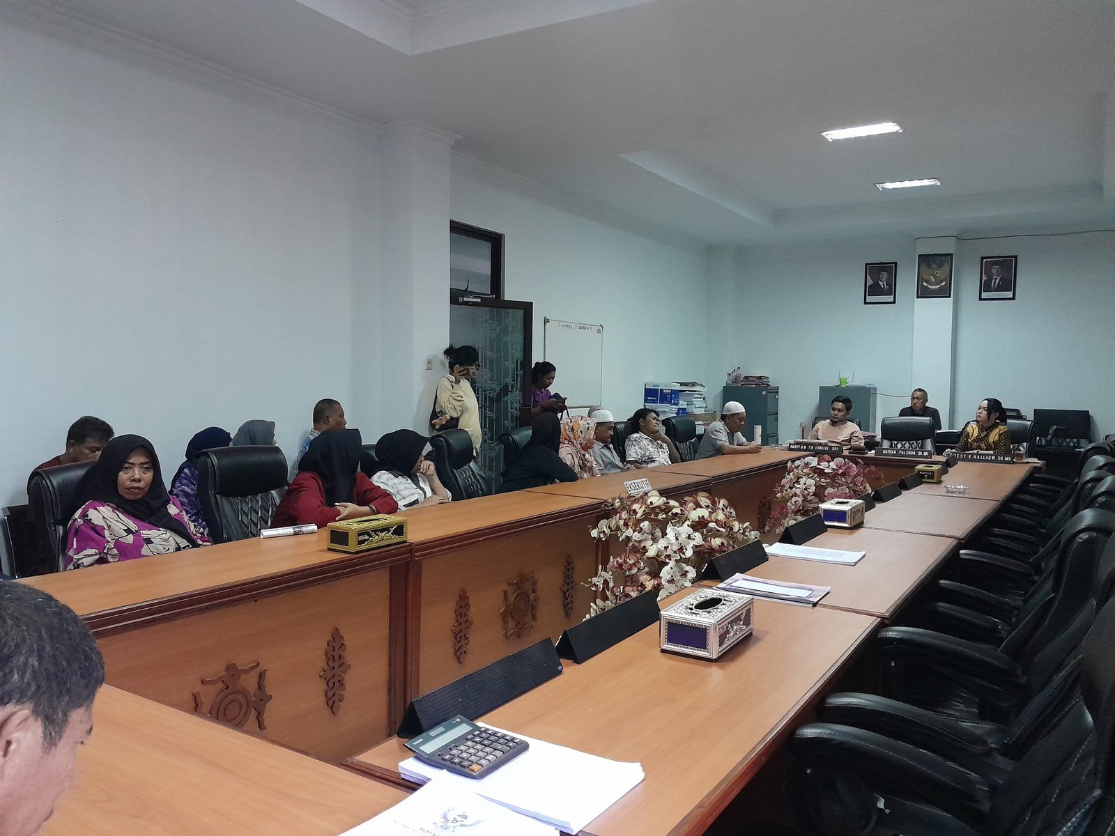 DPRD Ambon Desak Penundaan Pengosongan PKL di Samping Amplas:" Jangan Paksa Tanpa Solusi!"