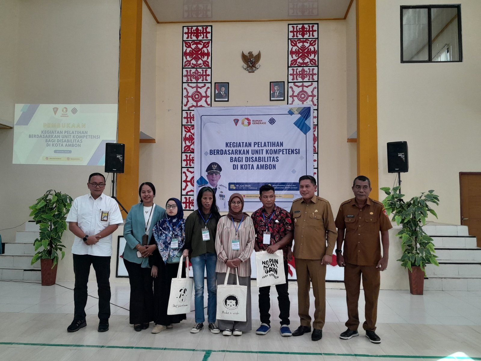 Ambon Menuju Kota Inklusif: Pelatihan Berbasis Unit Kompetensi bagi Penyandang Disabilitas Resmi Dibuka