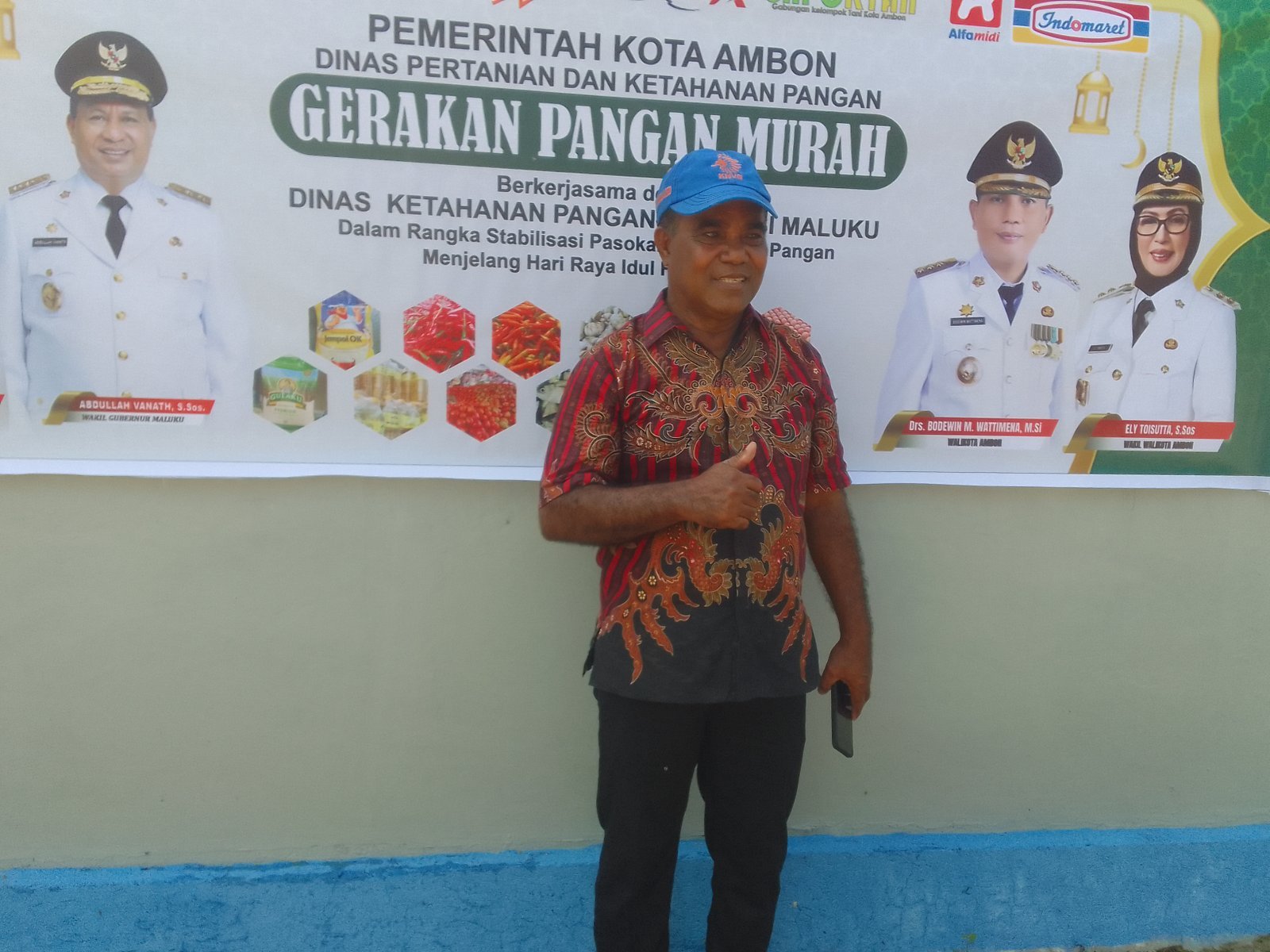 " Gerakan Pangan Murah Permudah Warga Waeheru Sambut Idul Adha"