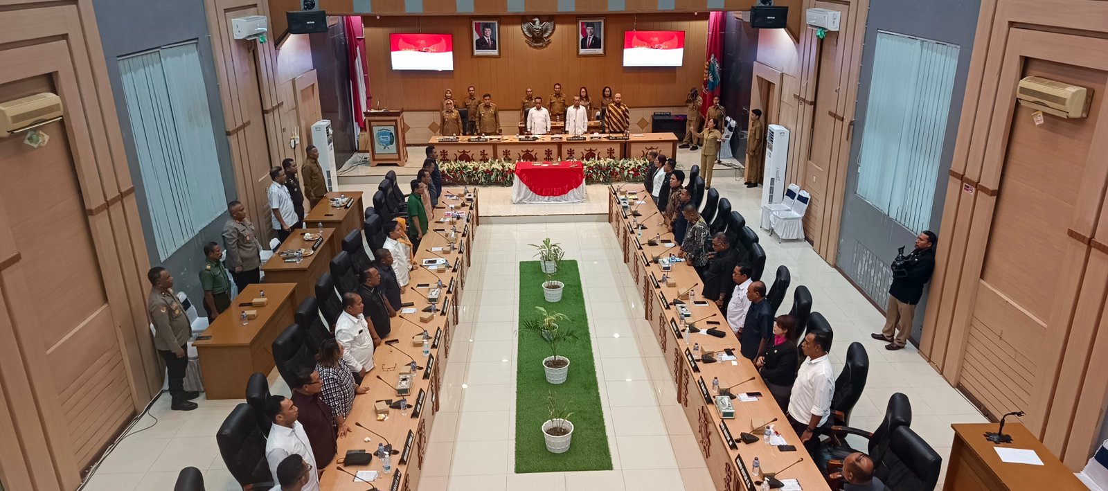 Tutup Masa Sidang II, DPRD dan Pemkot Ambon Sahkan 3 Ranperda