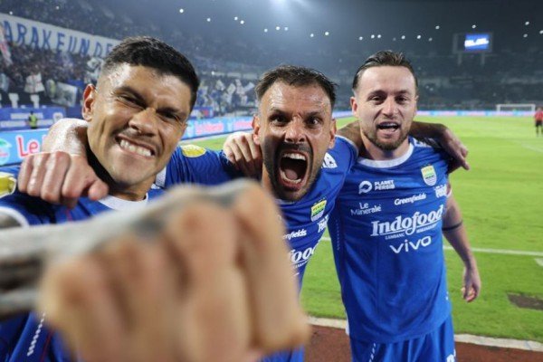 Apakah Tyronne del Pino Bergabung dengan Malut United?