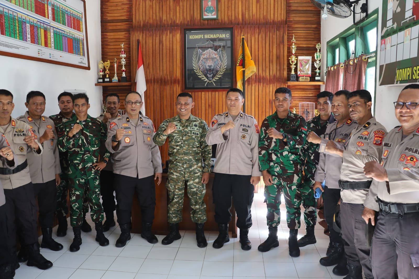 Perkuat Silaturahmi dan Sinergitas Polres Bursel Bangun Komunikasi Bersama Pemda dan TNI