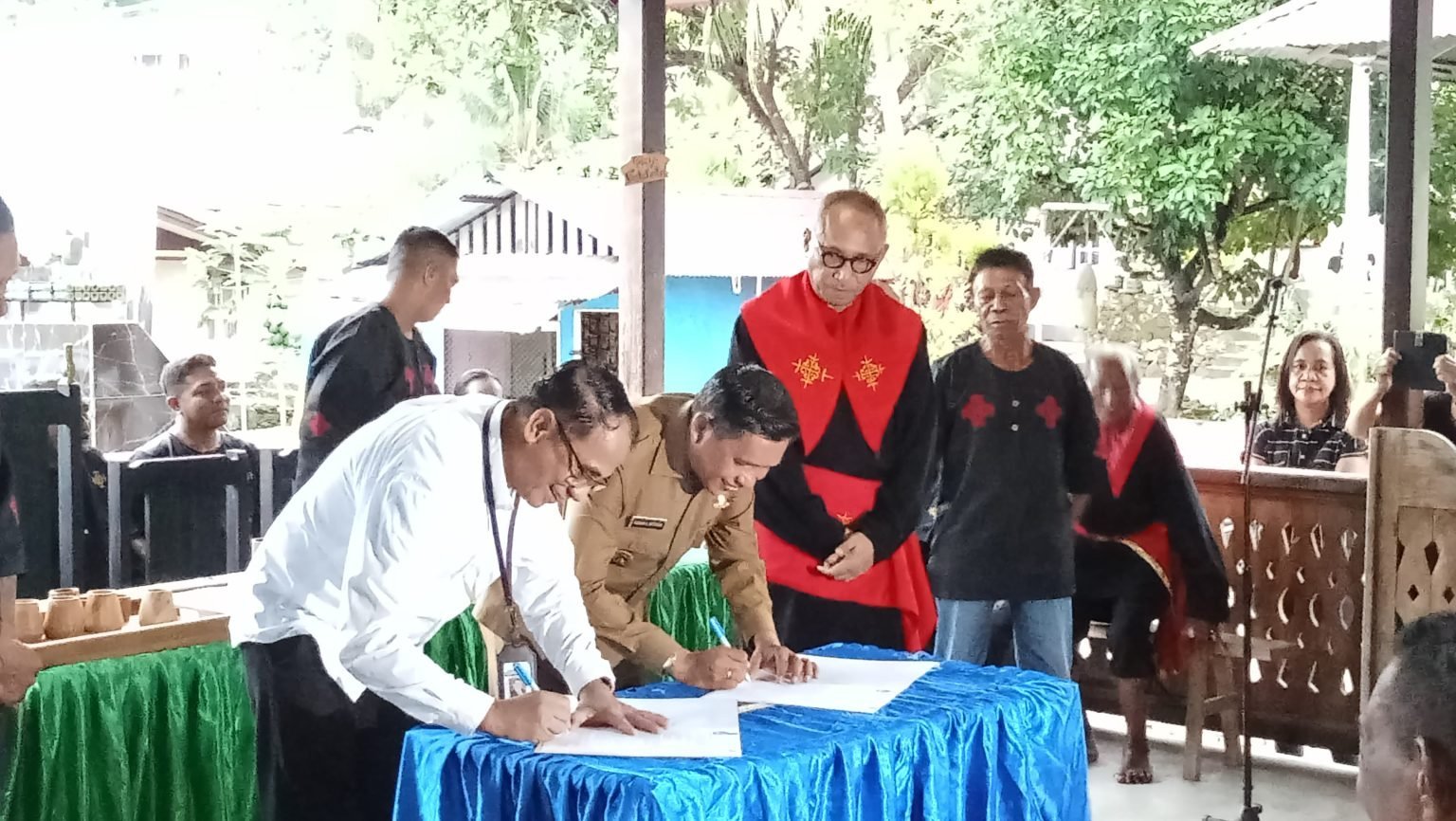 Rutong Bangkit Bersama Ambon: Sinergi Kampus, Raja, dan Pemerintah Ukir Sejarah Baru