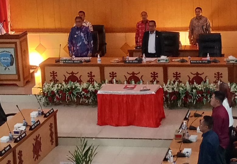 DPRD Kota Ambon Umumkan Bodewin - Elly Sebagai Wali Kota dan Wakil Wali Kota Ambon Terpilih 2025-2030