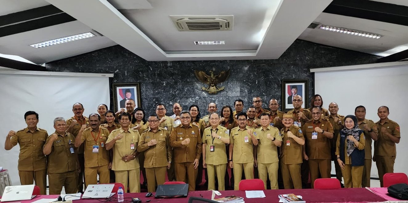 Pj Walikota Ambon Paparkan Dua Indikator Prioritas Dalam Evaluasi Kinerja