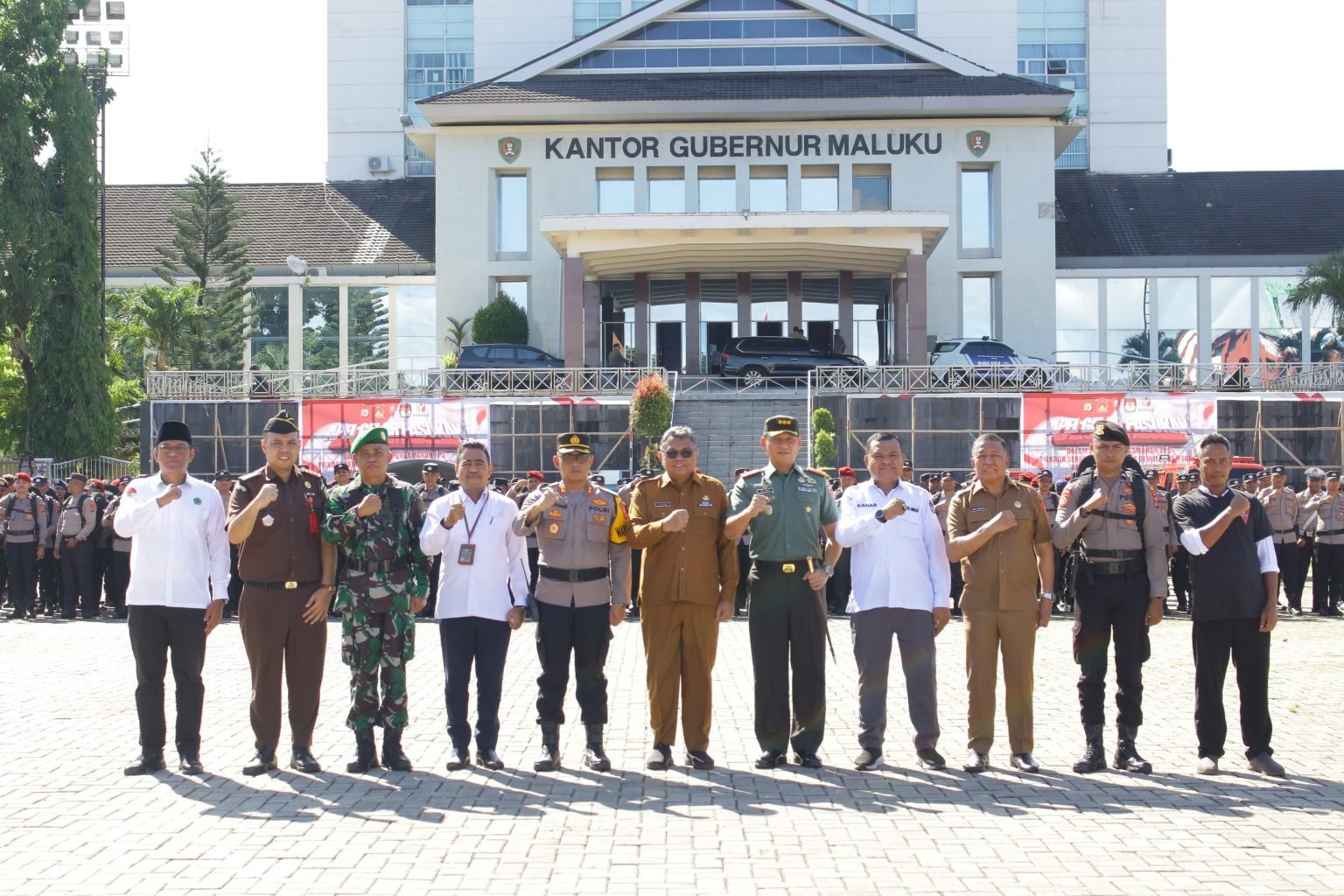 Apel Kesiagaan Pengamanan TPS Pilkada Serentak 2024 di Lapangan Merdeka Ambon
