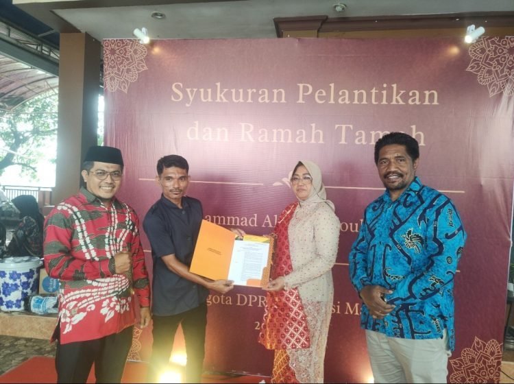 Yakin Menang Pilkada BurseL Partai Umat Berikan Rekomendasi pada SAFITRI-HEMFRI - SAH