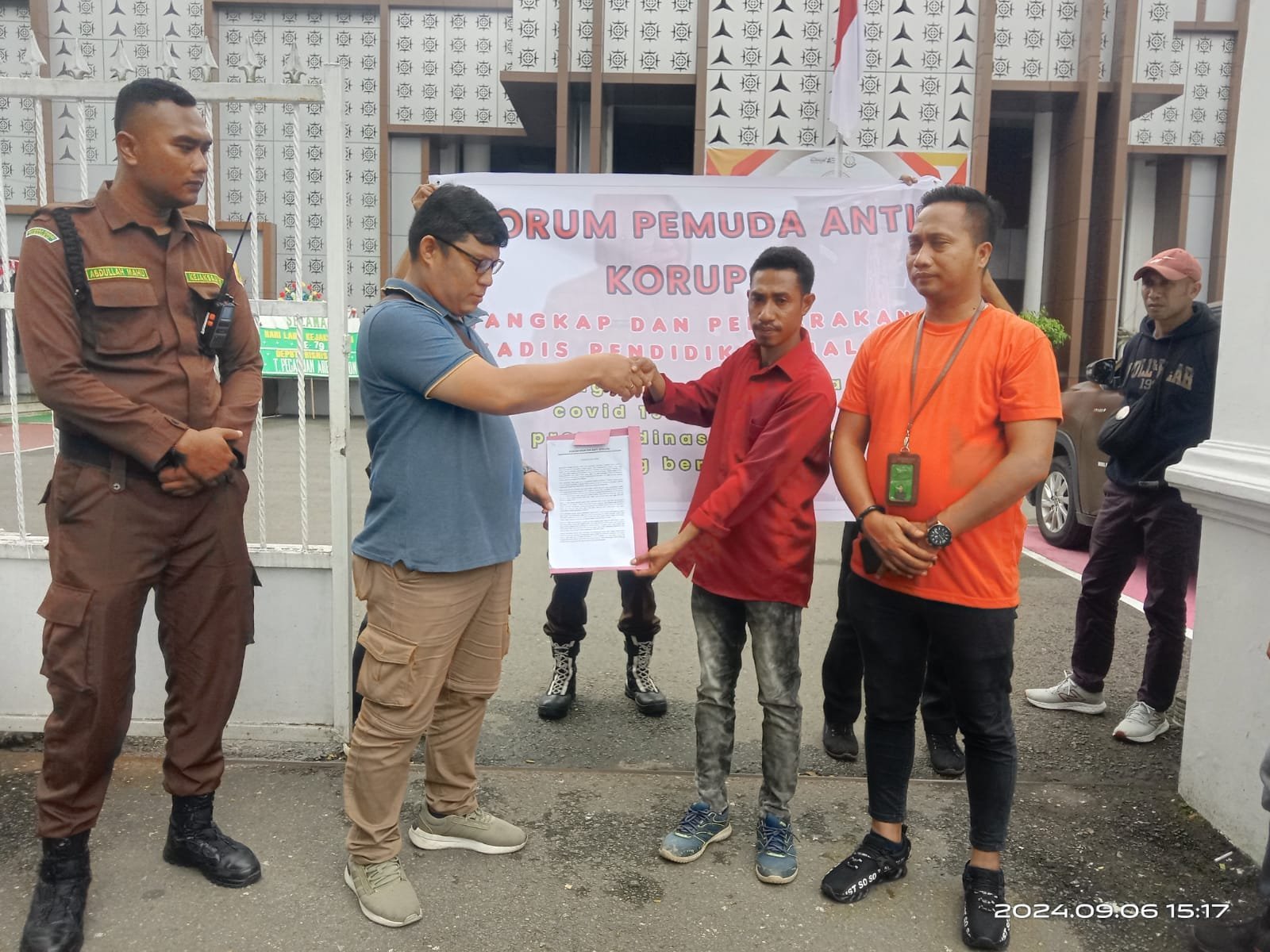 FPAKM Demo Minta Kejaksaan segera Menangkap Insun Sangadji