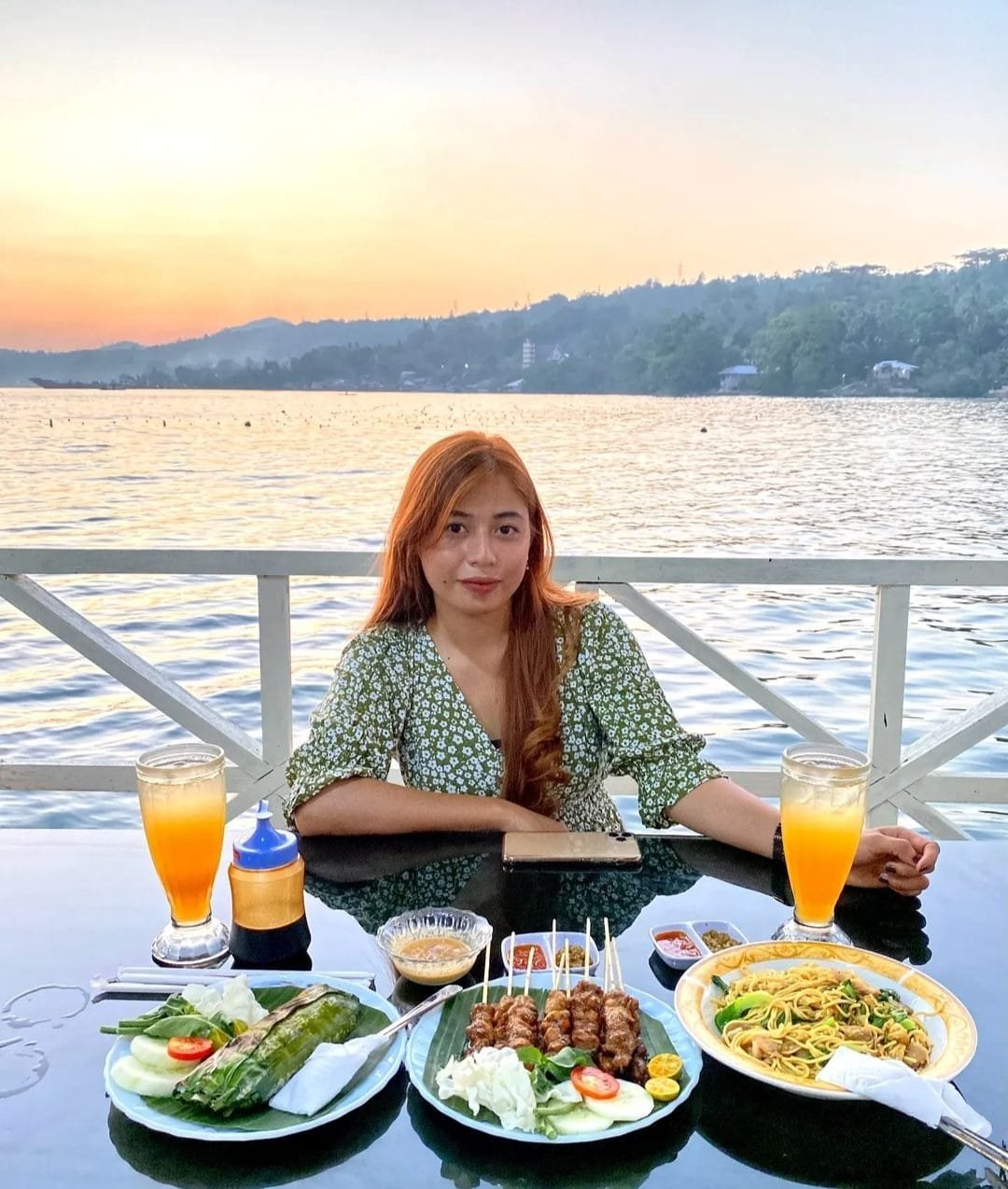 Pesona Wisata Kuliner Rumah Makan Mina Bahari Apung Waeheru