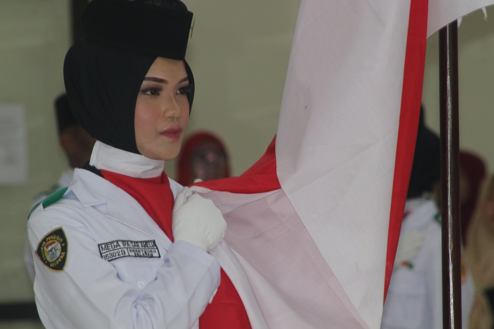 Bupati Bursel Safitri Malik Kukuhkan 30 Paskibraka Tahun 2024