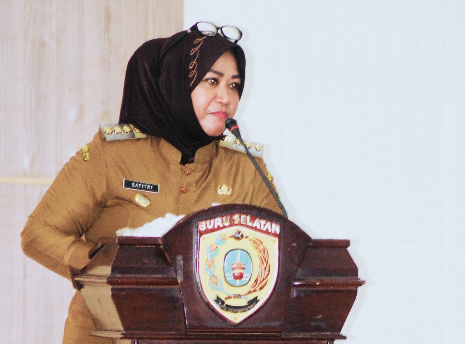 Safitri Malik Soulisa; Manfaatkan Peluang Emas Optimalkan Prestasi Olahraga di Bursel