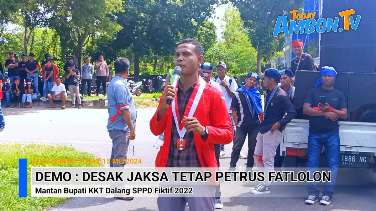 Demo : Desak Jaksa Tetapkan Petreus Fatlolon