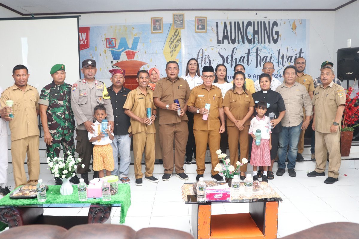 Launching Air Sehat Kai Wait Bupati Bursel Harap Bumdes Jadi Roda Perekonomian Masyarakat