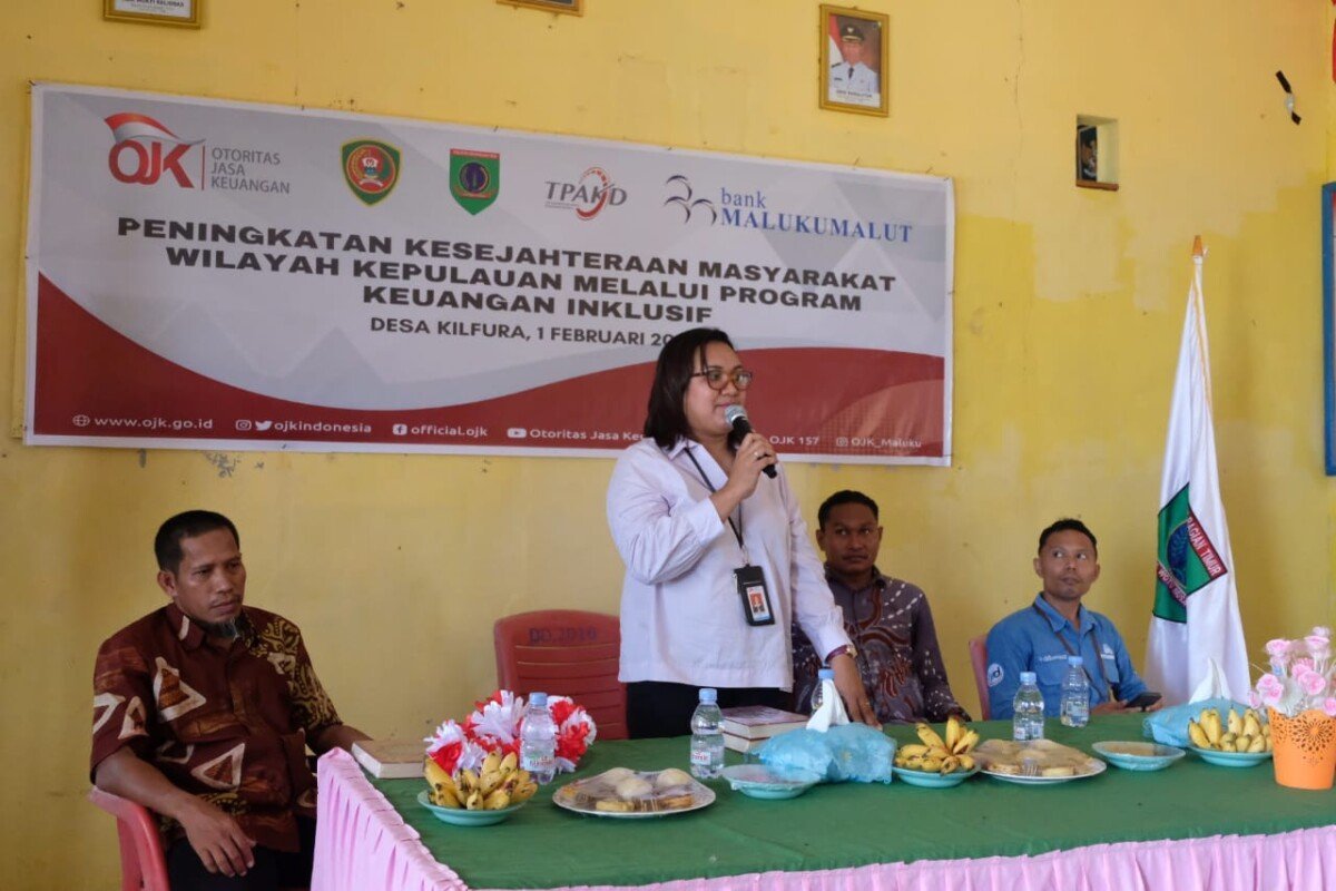 OJK DAN TPAKD PROVINSI MALUKU BERSINERGI MENDORONG LITERASI DAN INKLUSI KEUANGAN DI SERAM BAGIAN TIMUR