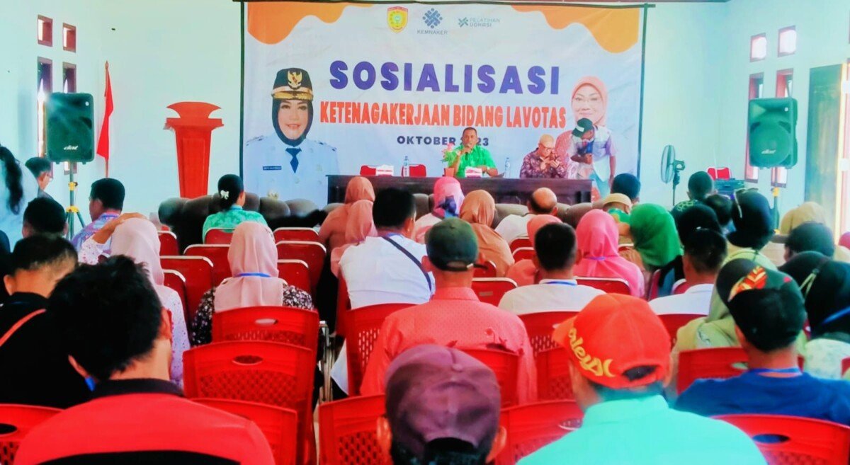 Dinas PMD BurseL Sosialisasi Lavotas Kepada para-Kades