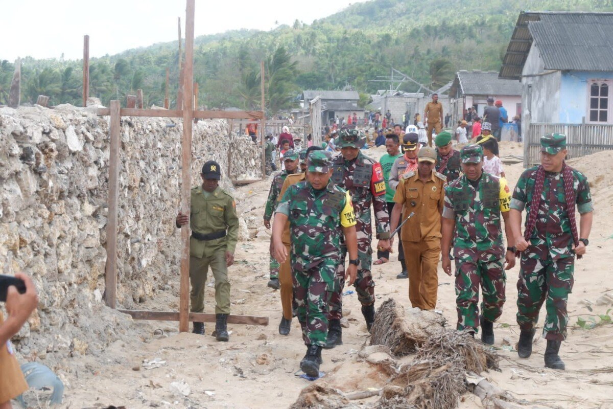 Tim Wasev Mabes TNI AD Kunjungi TMMD Kodim di Saumlaki