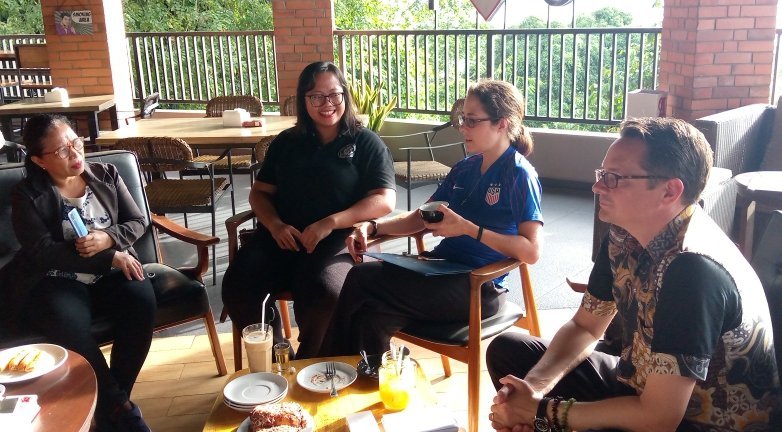 Consulate Amerika Temu Jurnalis di Ambon Jelang Konser Ashley Campbell