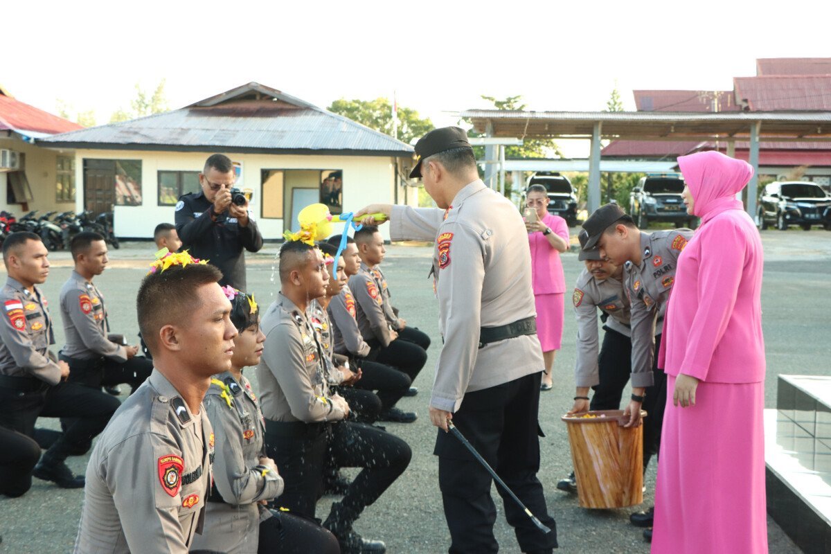 12 Bintara Polri Ditugaskan Pada Polsek Selaru Dan Tanut