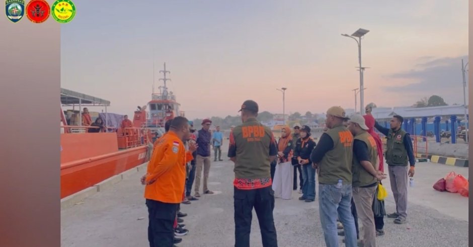 ‎Waspada Fenomena EL NINO, Pemerintah Kota Tual dan Basarnas Ambon Distribusikan Logistik ke beberapa Pulau yang Dilanda Kekeringan Air
