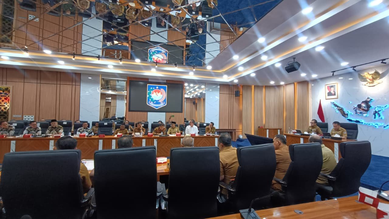 Gubernur Maluku Dorong Penguatan BUMD sebagai Solusi Defisit Fiskal pada Rapat Pengelolaan Keuangan Daerah di Kemendagri