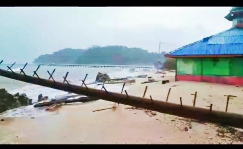 Deru Musim Timur Menggempur Haya Pulau, Talut Rusak, Warga Hidup dalam Ancaman