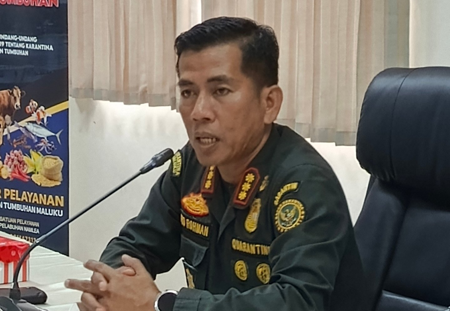 Jelang Nataru BKHIT Maluku Akan Lakukan Pengawasan Terpadu, Dua Media Pembawa Ditemukan di Pelabuhan Namlea