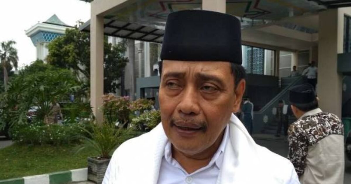 Ketua nu jatim hasan mutawakkil alallah di masjid-al akbar surabaya Ketua nu jatim hasan mutawakkil alallah di masjid-al akbar surabaya