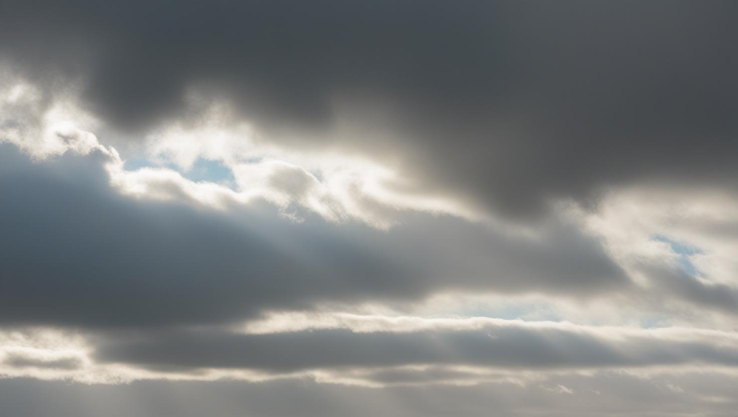 Bibit Siklon Tropis di Selatan Jawa Tengah,